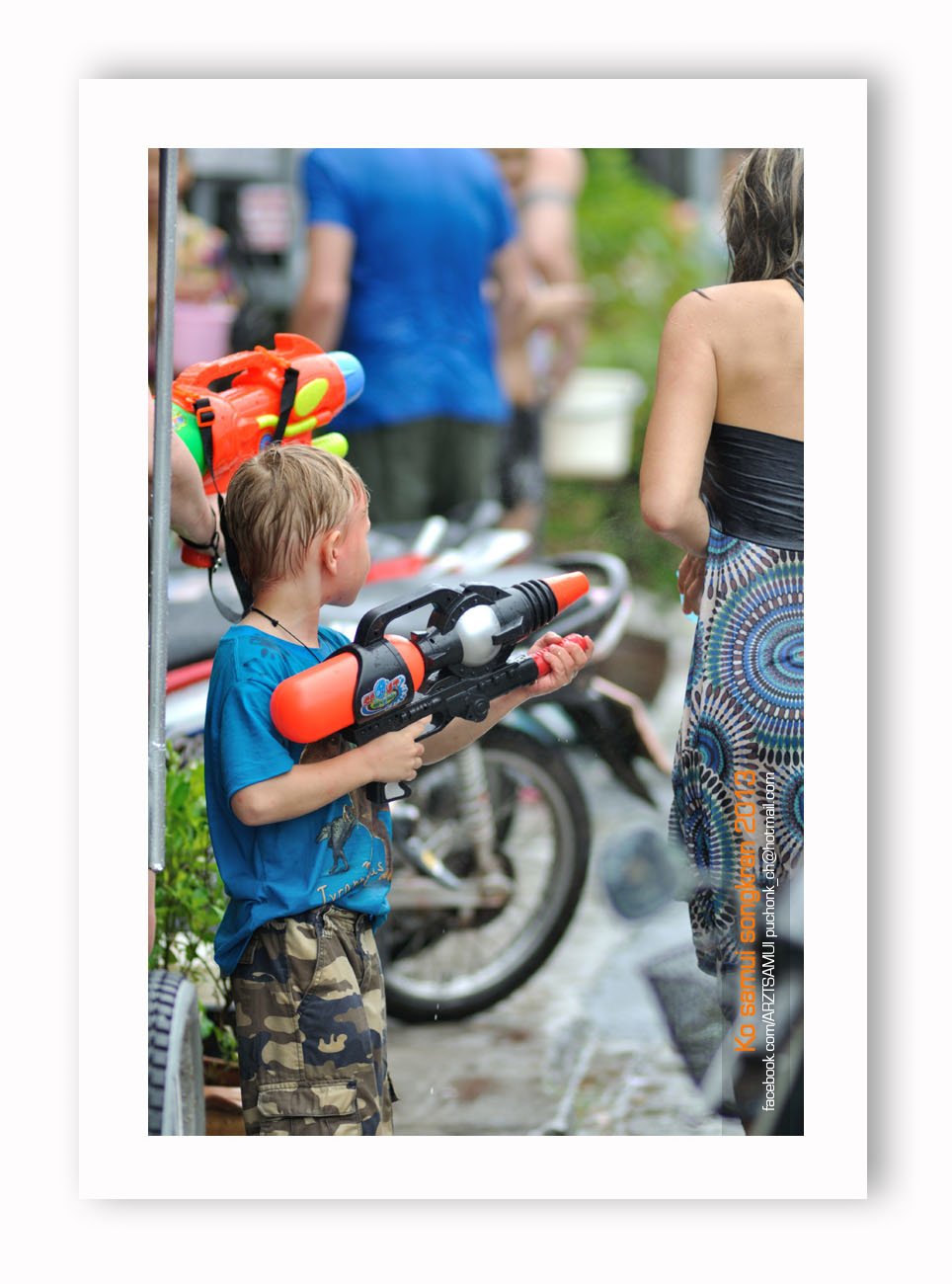 Photo :  , 964x1300 pixel 169,729 bytes